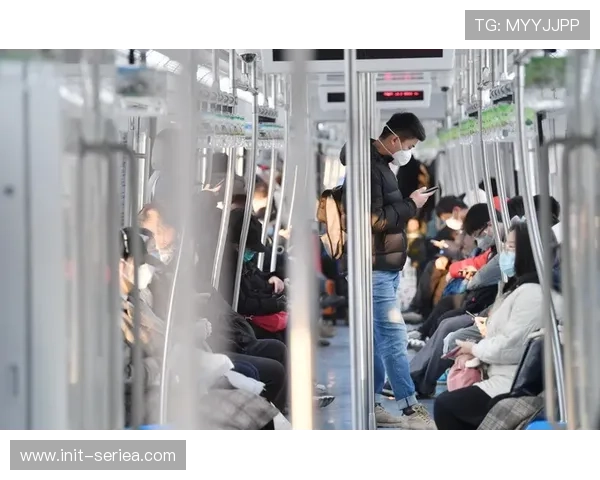 智能座椅与温控系统联动，依人流密度动态调节区域微环境