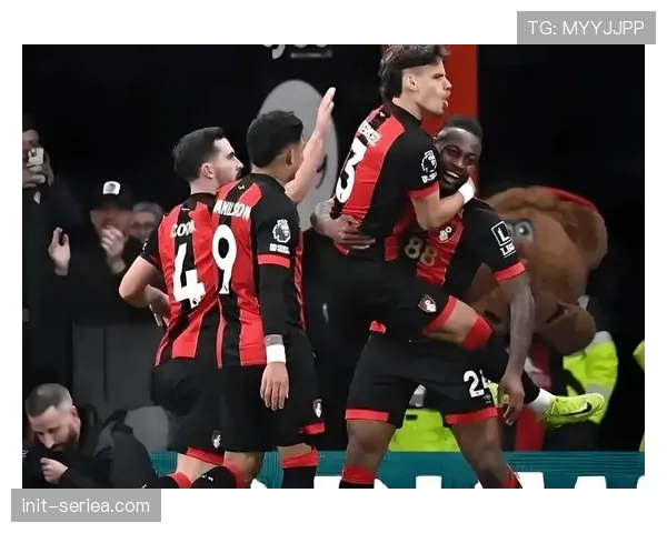 巴黎vs多特蒙德次回合天气预警:比赛日王子公园球场可能降雨。